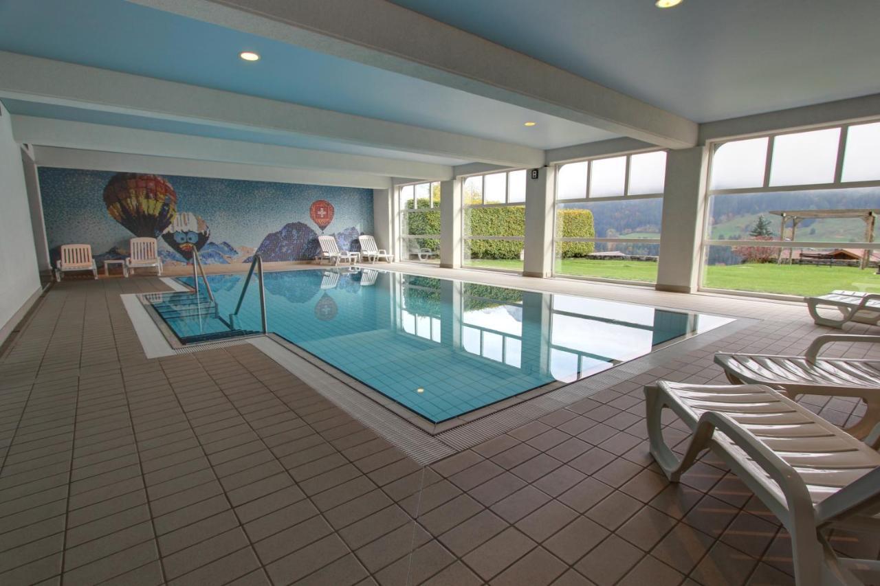 Appartement Rosat 13 à Château-d'Œx Extérieur photo
